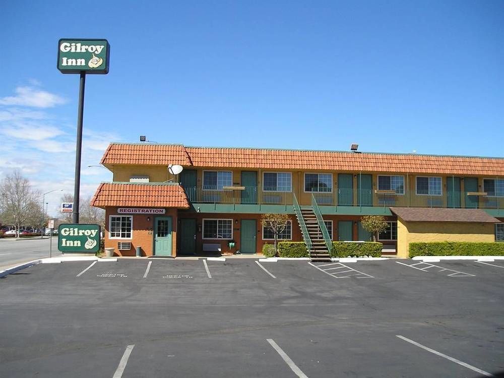 Gilroy Inn ภายนอก รูปภาพ